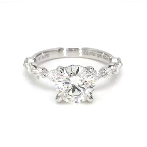 2.07ct Isabella Size 6.5 White Frame 0