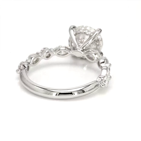 2.07ct Isabella Size 6.5 White Frame 6