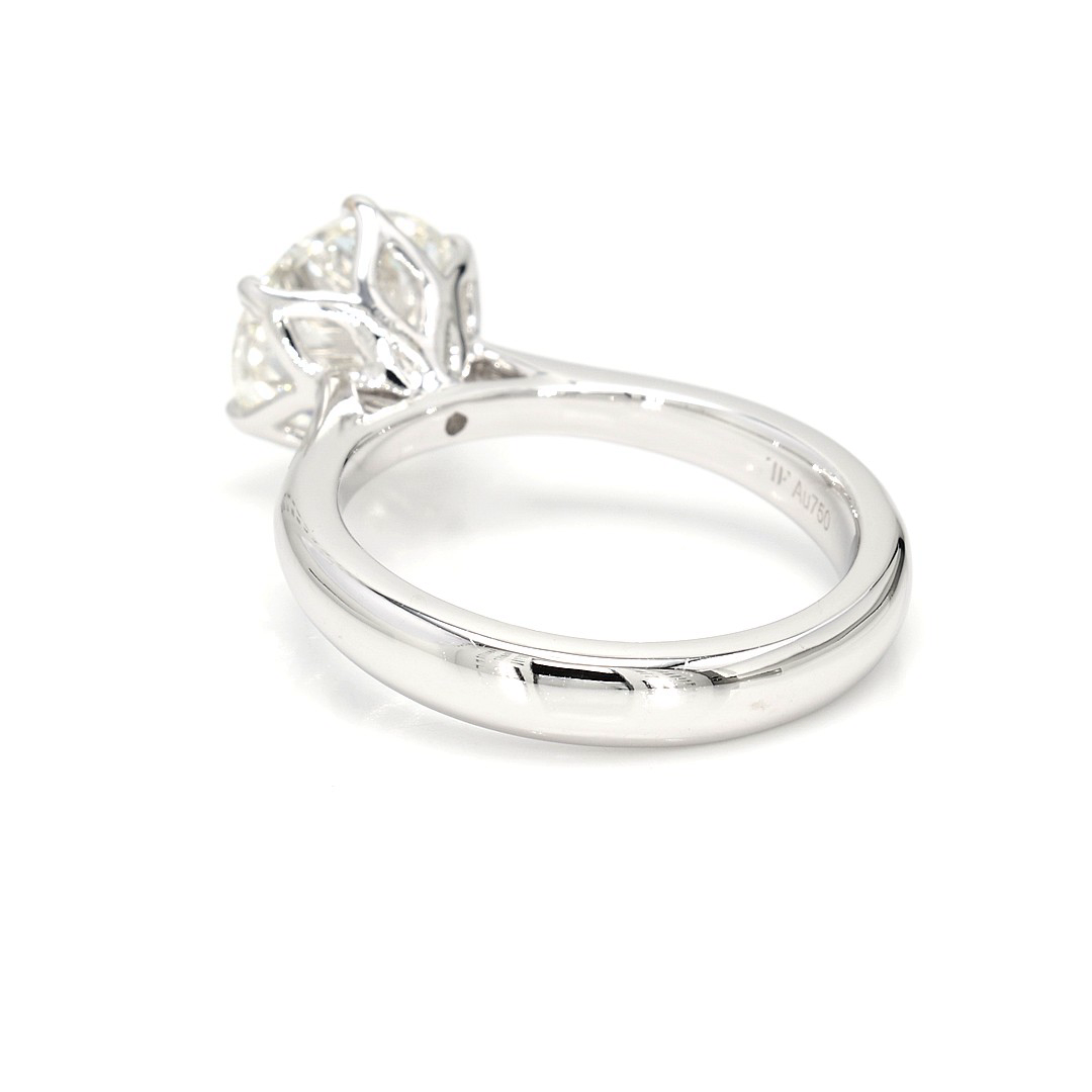 18K 3.01 ct H VS2 P2,325,200 White Frame 15