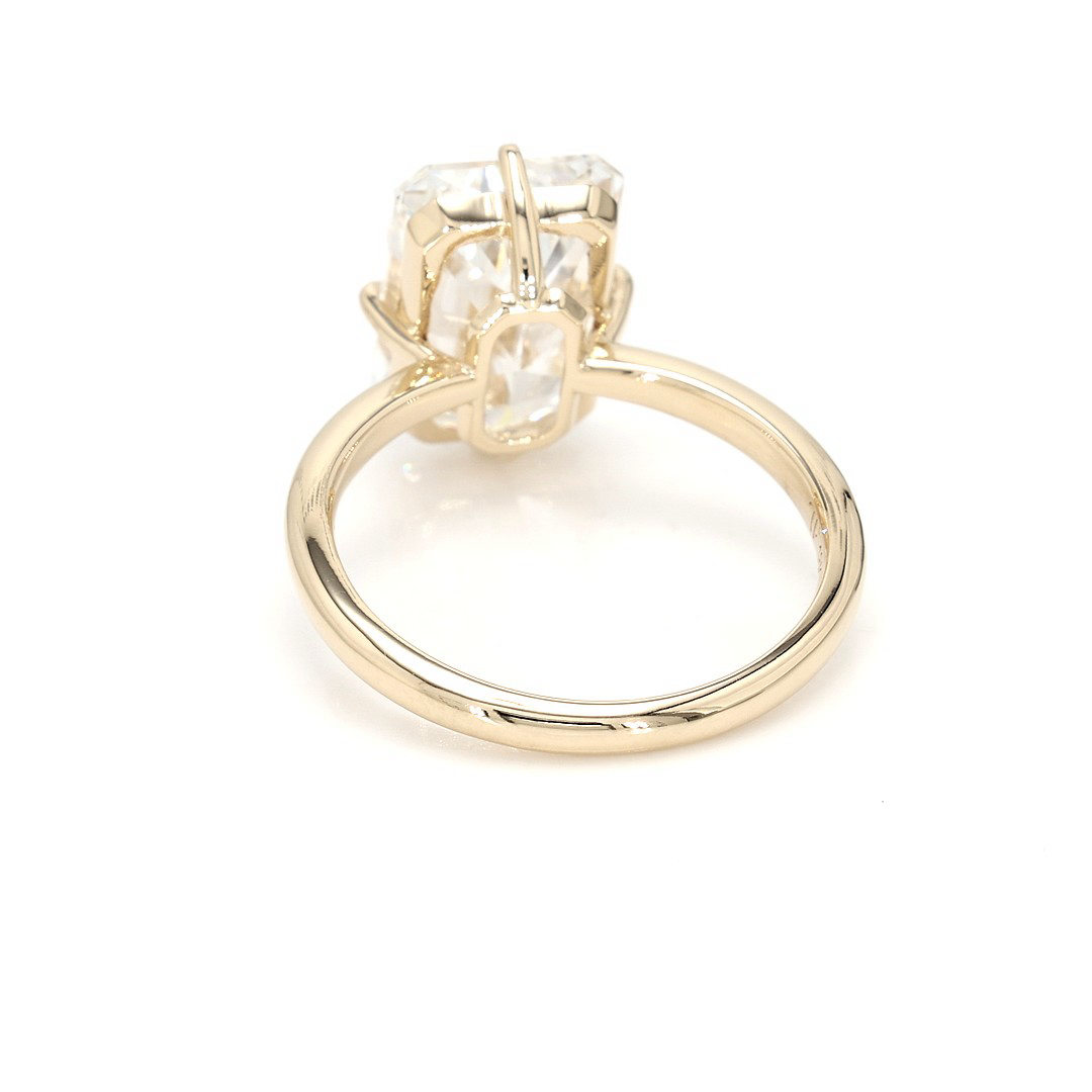 18K 5.27ct Radiant Shaped Rachelle Ring Yellow Frame 5