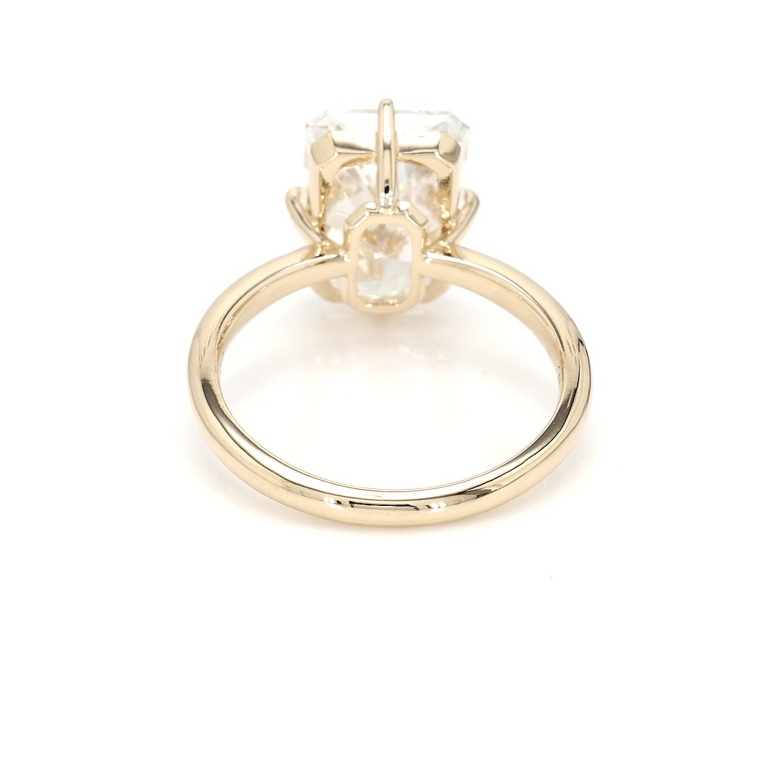 18K 5.27ct Radiant Shaped Rachelle Ring Yellow Frame 16