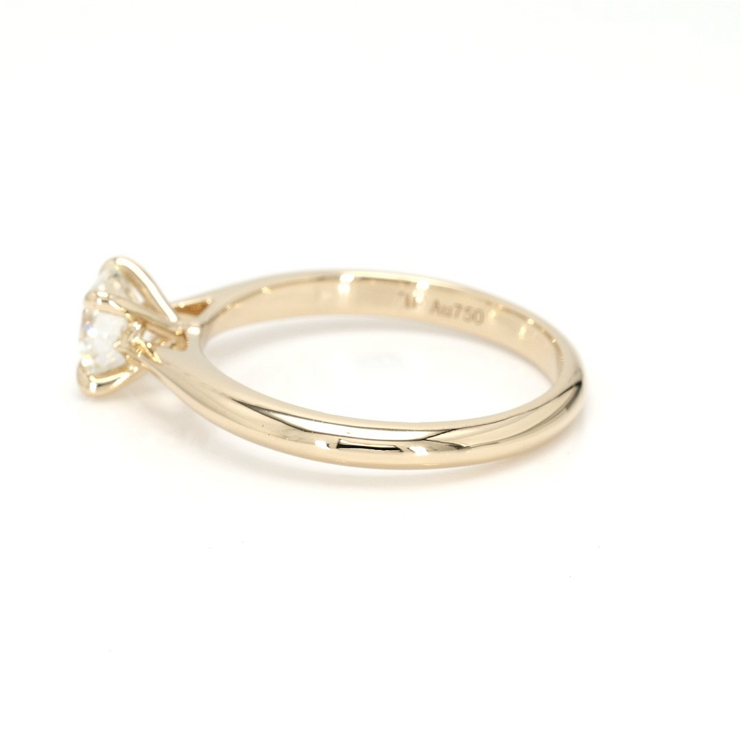 18K 0.7ct Round Shaped Florence Ring Yellow Frame 3