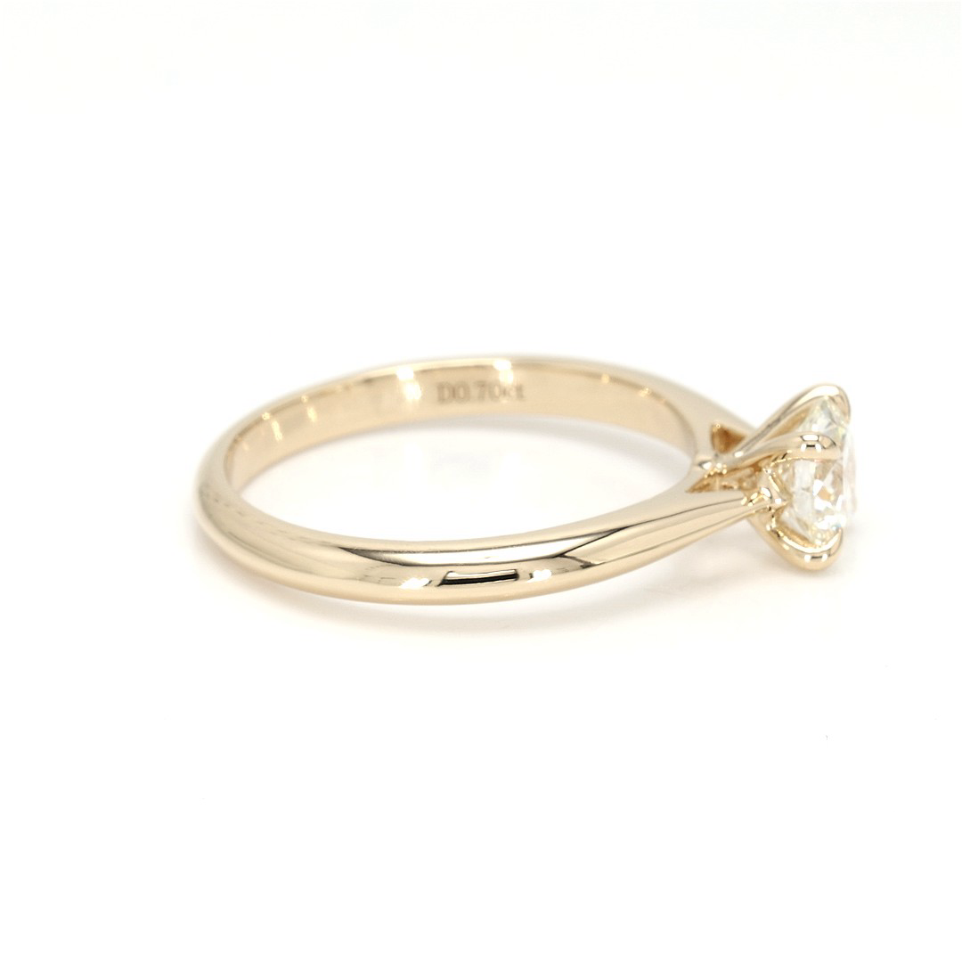 18K 0.7ct Round Shaped Florence Ring Yellow Frame 19
