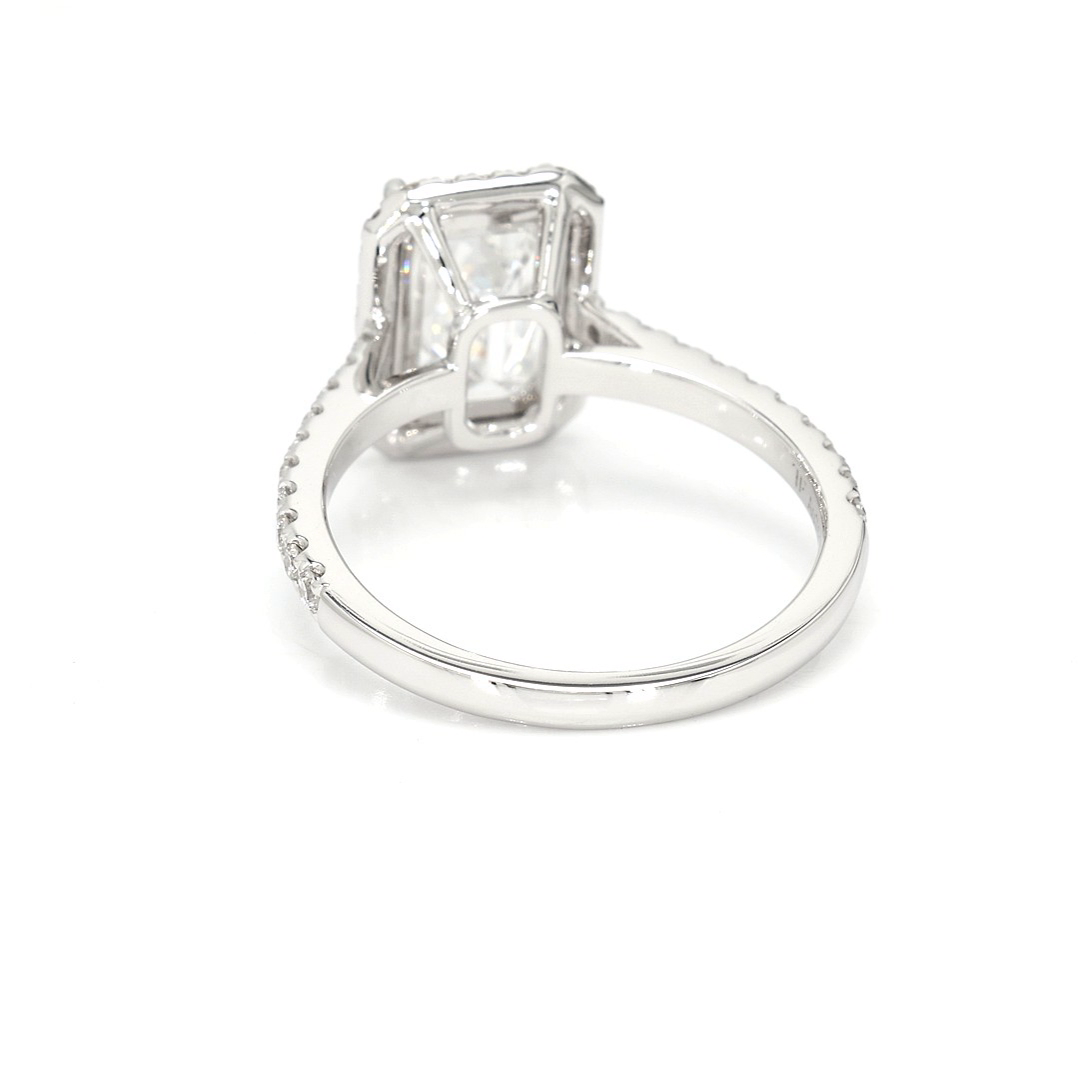 18K 2.59ct Emerald Shaped Emerald Halo Ring Ring White Frame 15