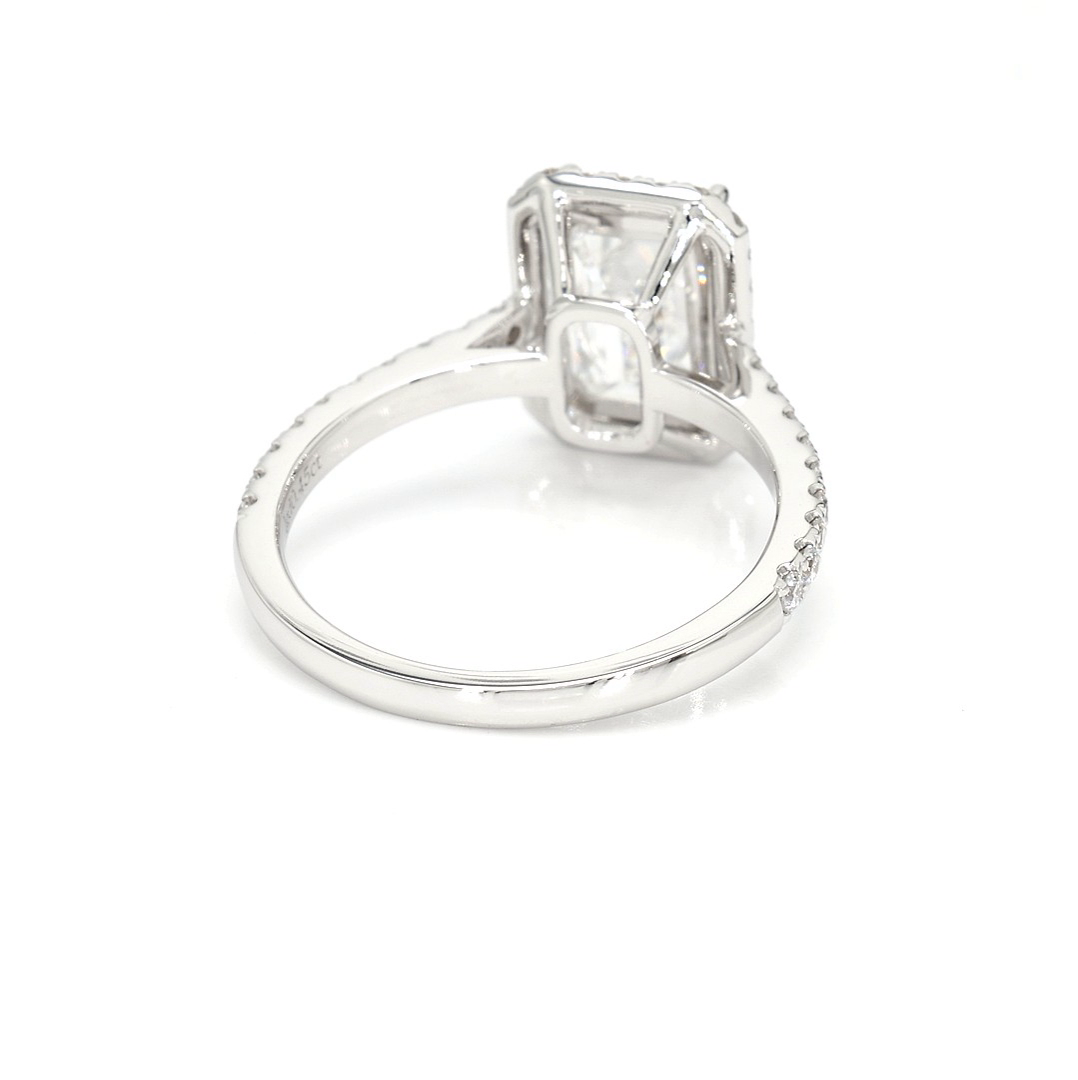 18K 2.59ct Emerald Shaped Emerald Halo Ring Ring White Frame 16