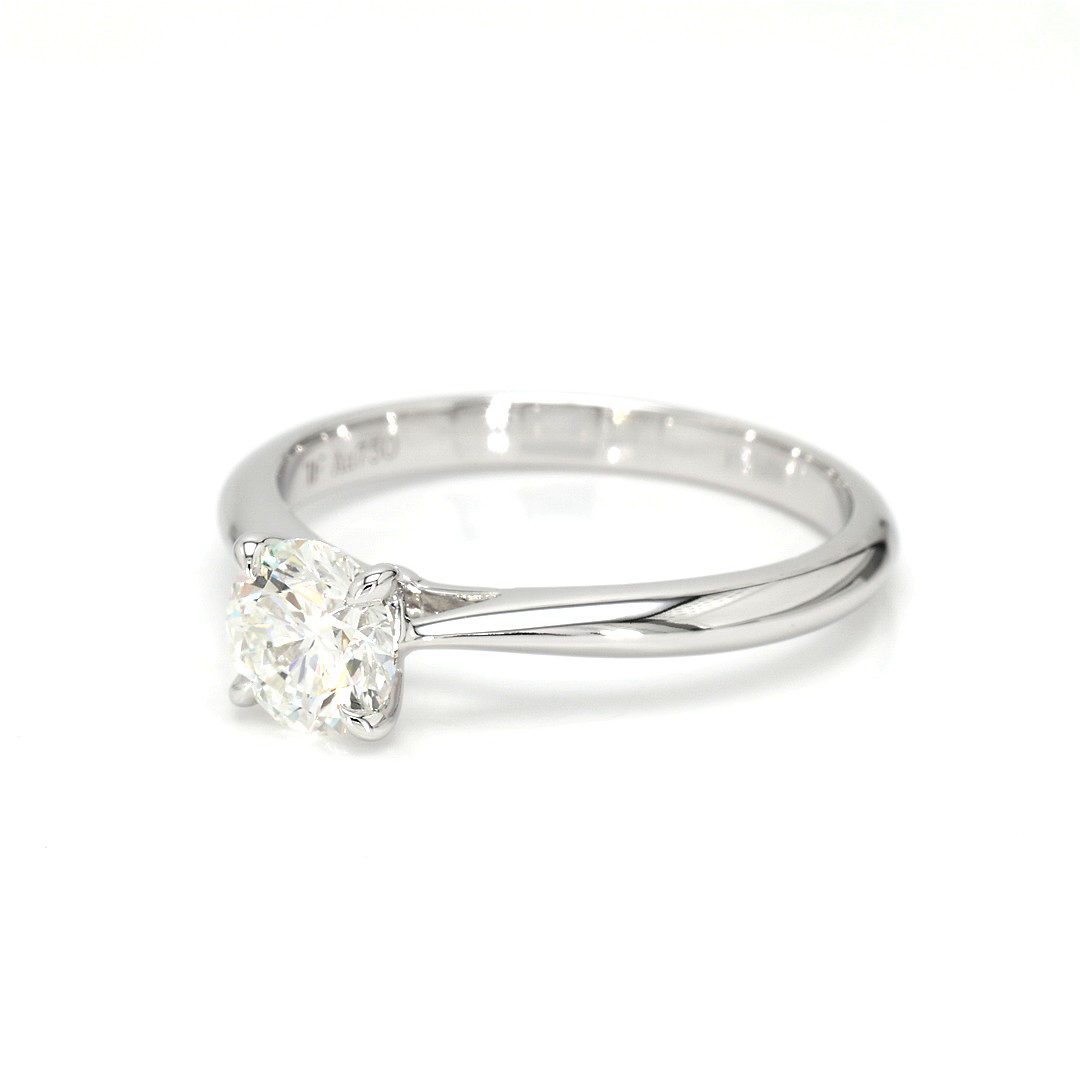 18K 0.74ct Round  Shaped Florence Ring White Frame 1
