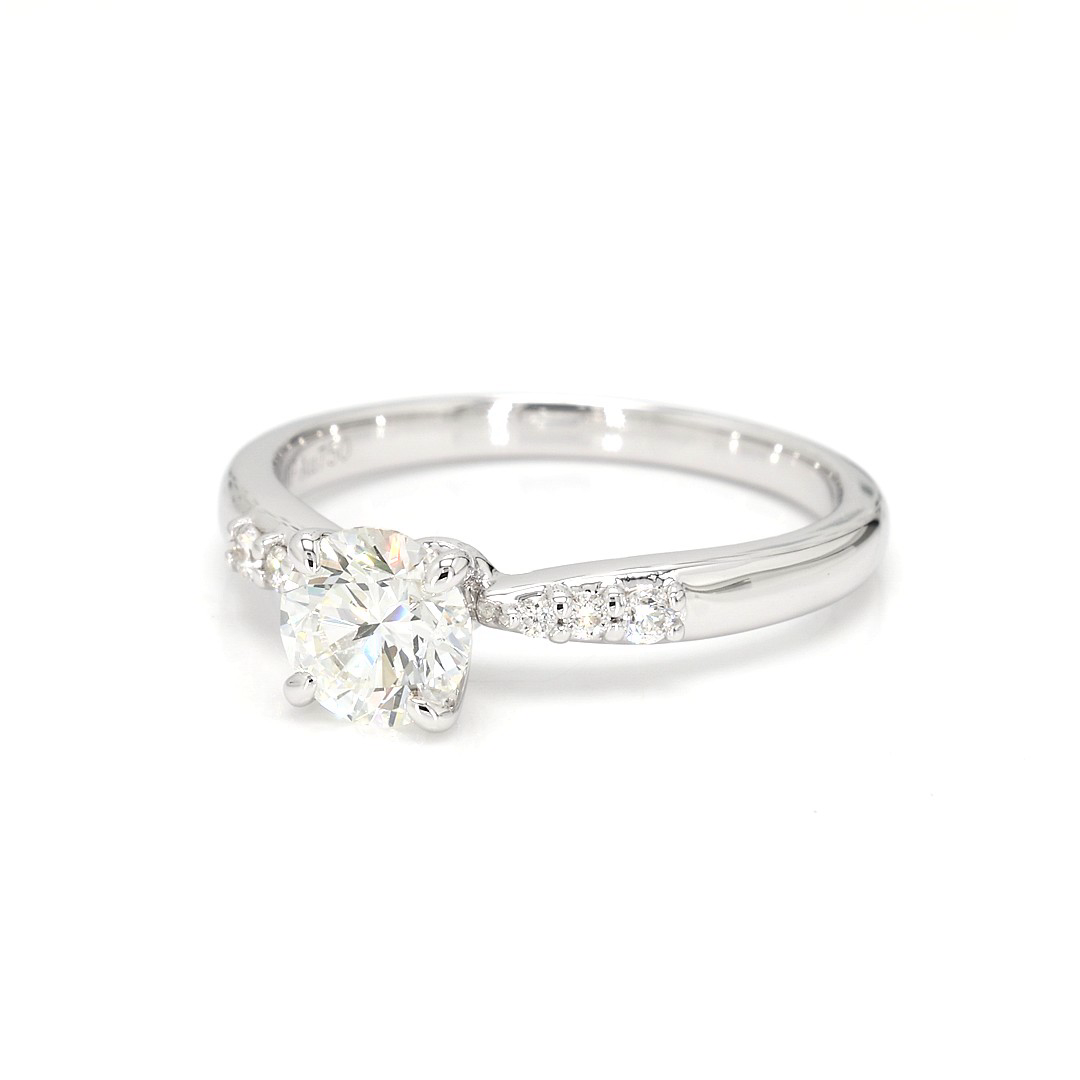 18K 0.79ct Round Shaped Alex Ring White Frame 0