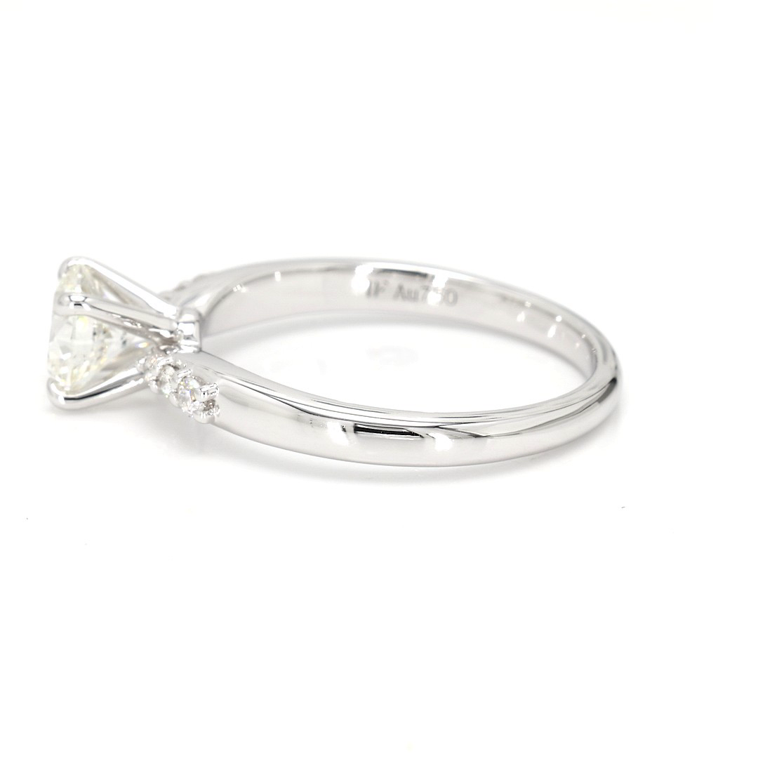18K 0.79ct Round Shaped Alex Ring White Frame 2