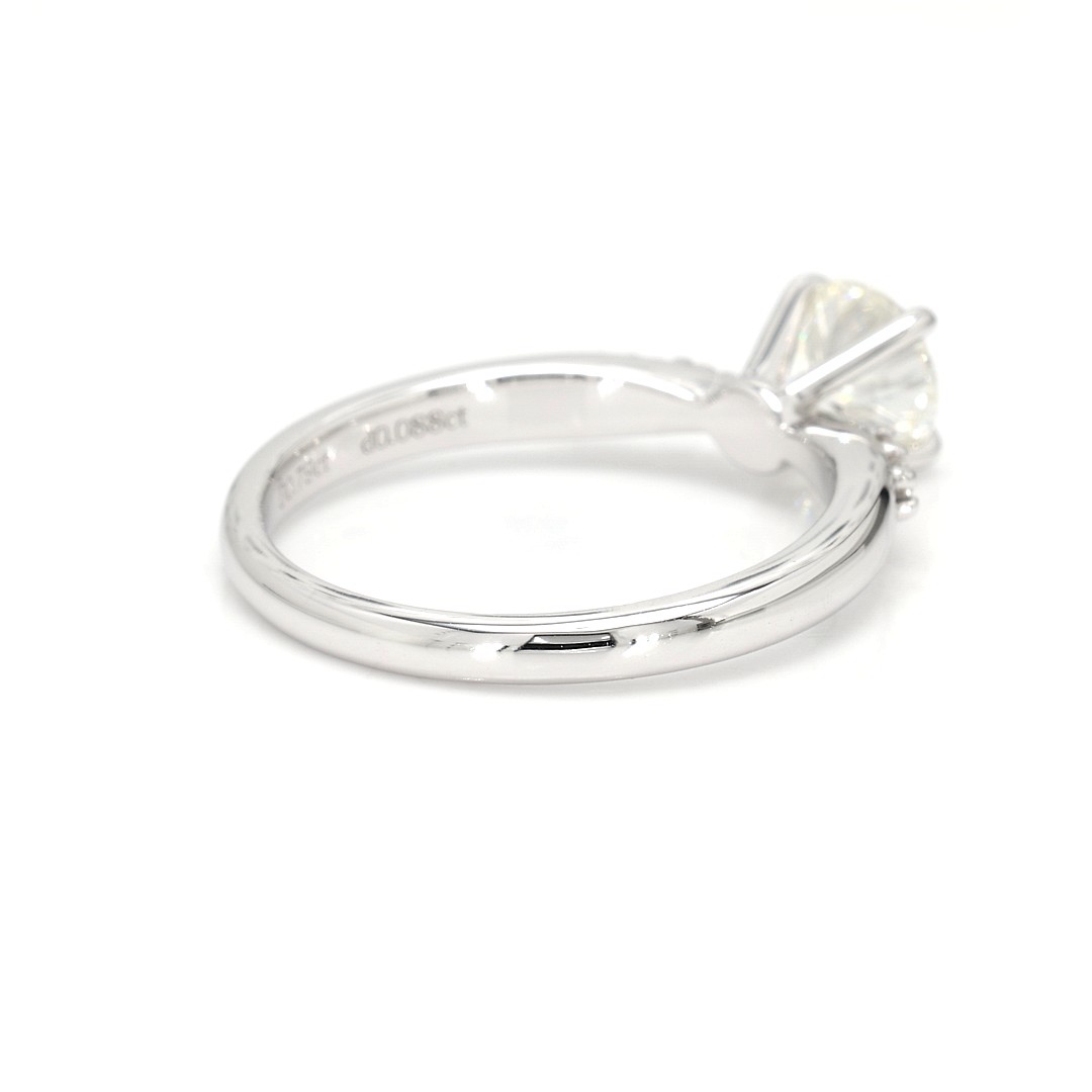 18K 0.79ct Round Shaped Alex Ring White Frame 6