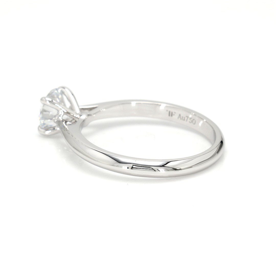18K 0.7ct Round  Shaped Florence Ring White Frame 3
