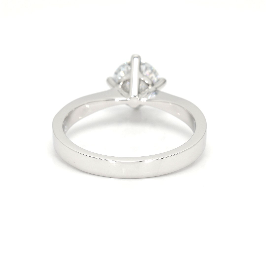 18K 1.06ct Round  Shaped Miel Ring White Frame 5