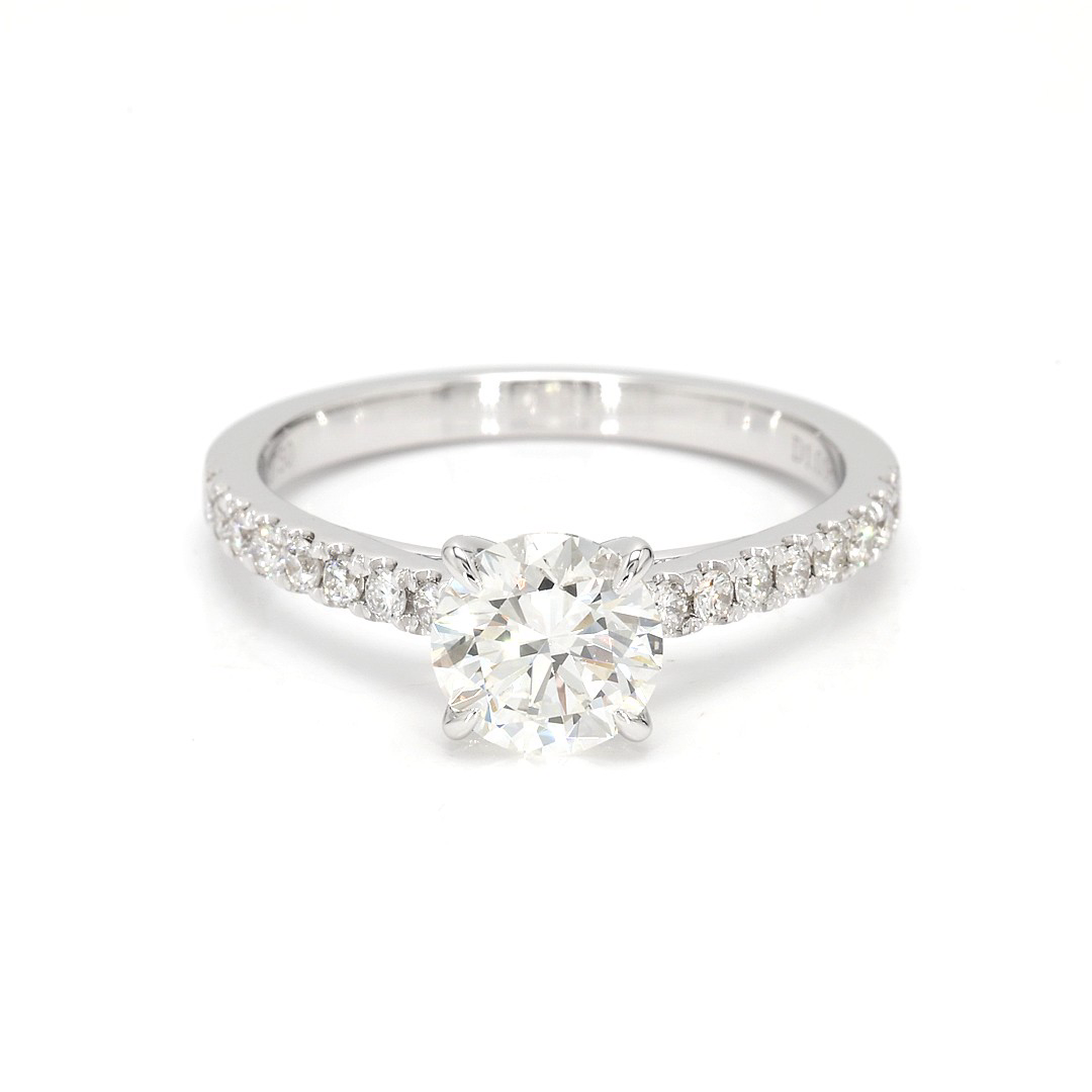 18K 1.01ct Round  Shaped Dior Ring White Frame 0