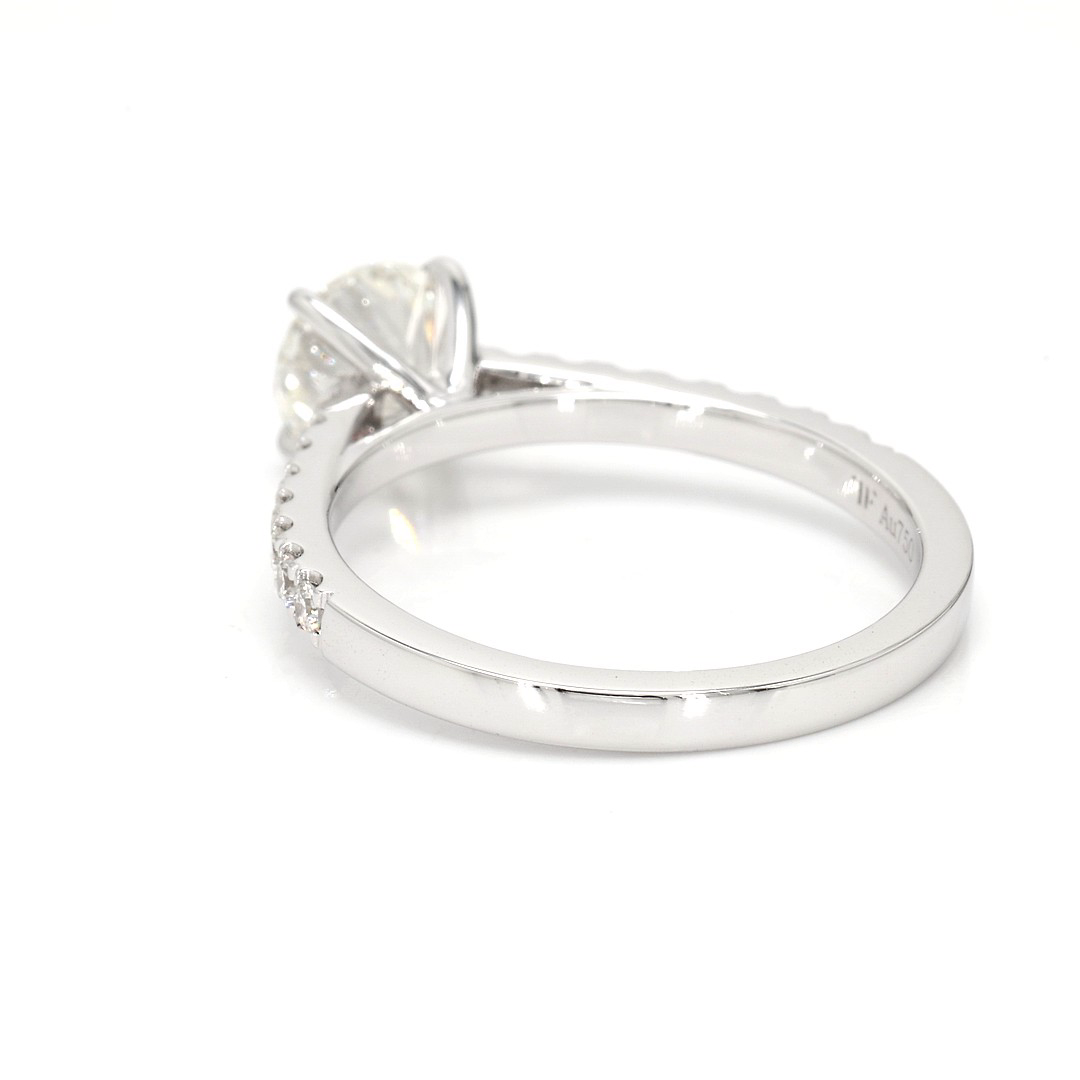 18K 1.01ct Round  Shaped Dior Ring White Frame 15