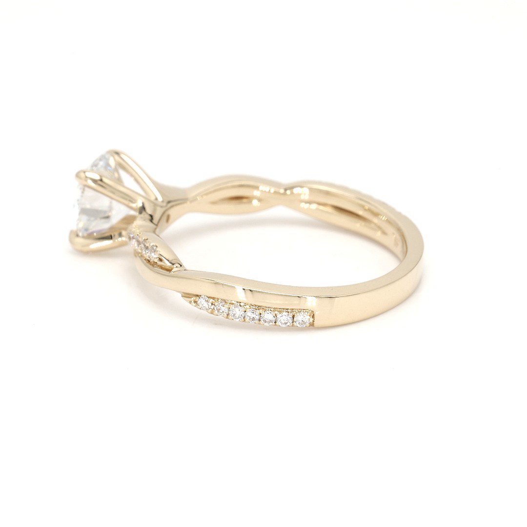 18K 1ct Round  Shaped Yves Ring Yellow Frame 14