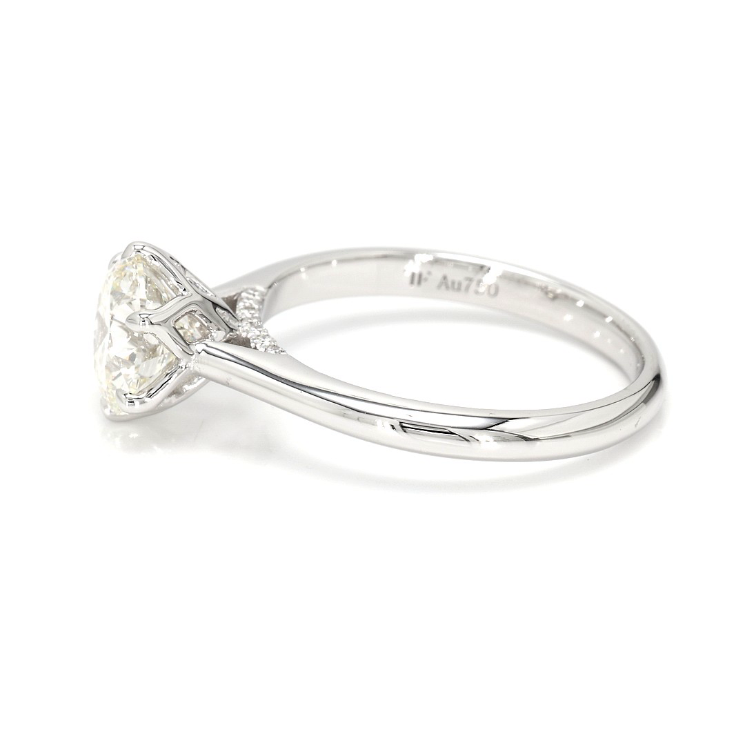 18K 1.51ct Round  Shaped Audrey Ring White Frame 13