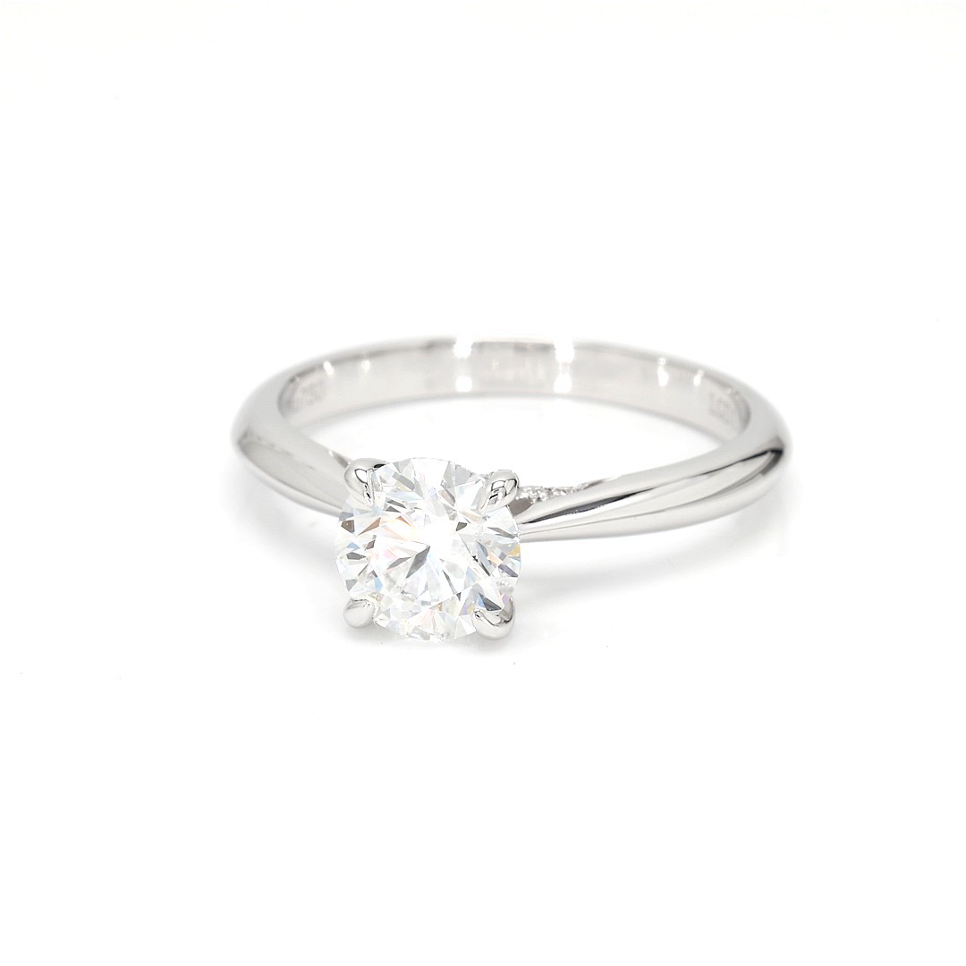 18K 1.05ct Round  Shaped Elise Ring White Frame 11