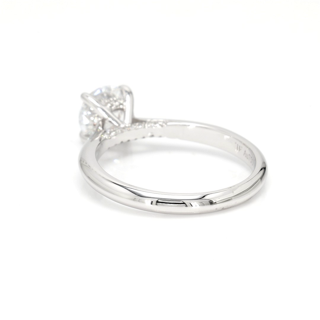 18K 1.05ct Round  Shaped Elise Ring White Frame 15