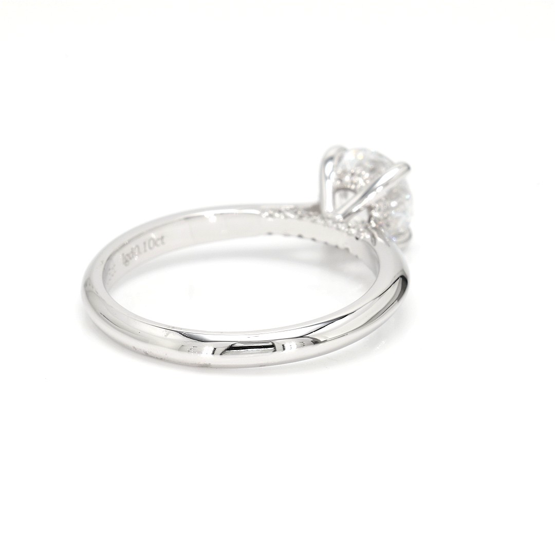 18K 1.05ct Round  Shaped Elise Ring White Frame 17