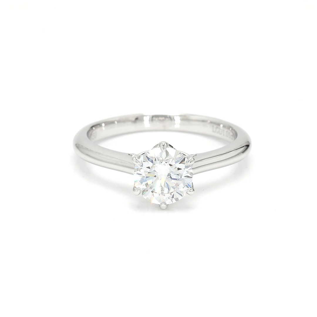 18K 1.01ct Round  Shaped Audrey Ring White Frame 0