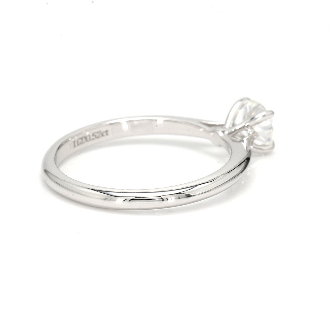 18K 0.52ct Round  Shaped Florence Ring White Frame 7