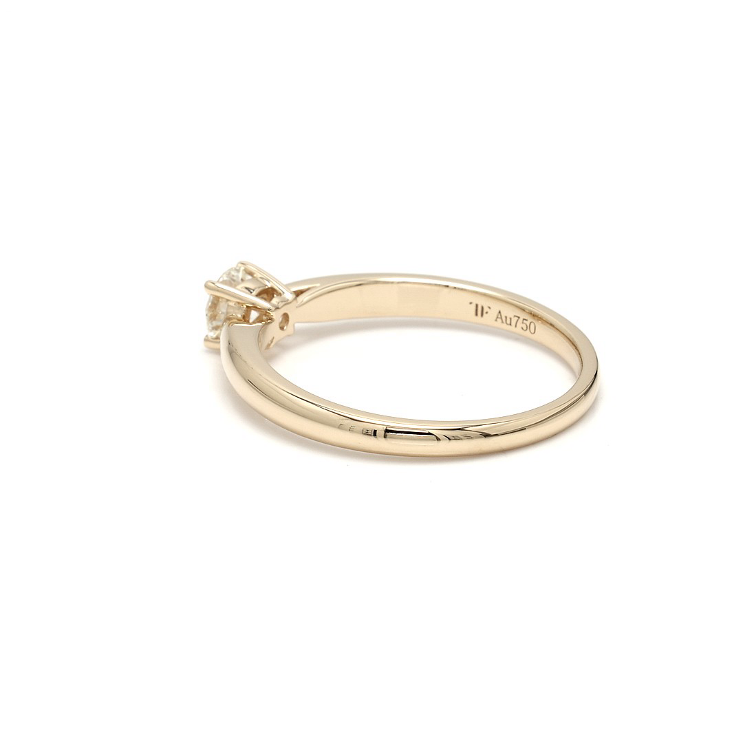 18K 0.3ct Round  Shaped Diane Ring Yellow Frame 3