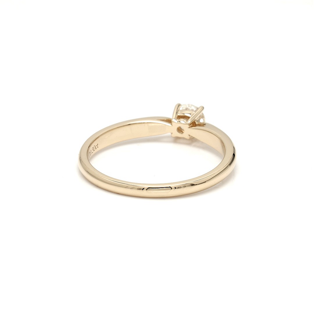 18K 0.3ct Round  Shaped Diane Ring Yellow Frame 16
