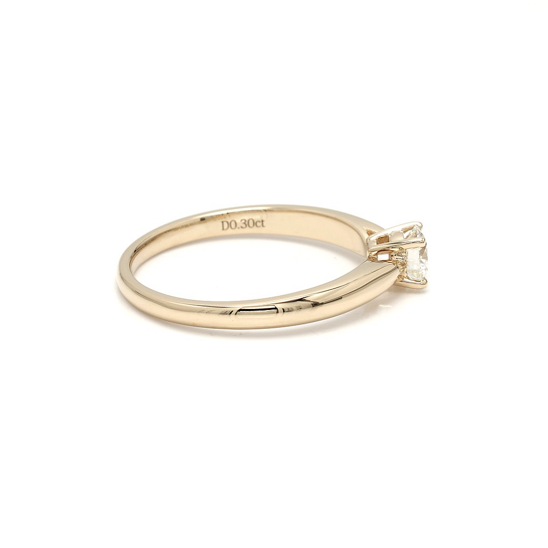 18K 0.3ct Round  Shaped Diane Ring Yellow Frame 18
