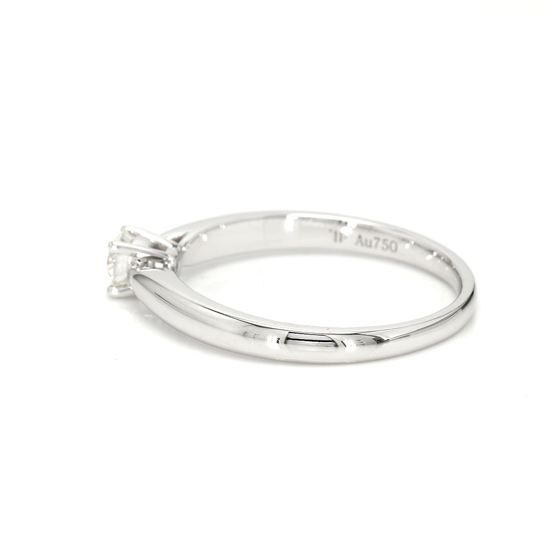 18K 0.21ct Round  Shaped Diane Ring White Frame 3