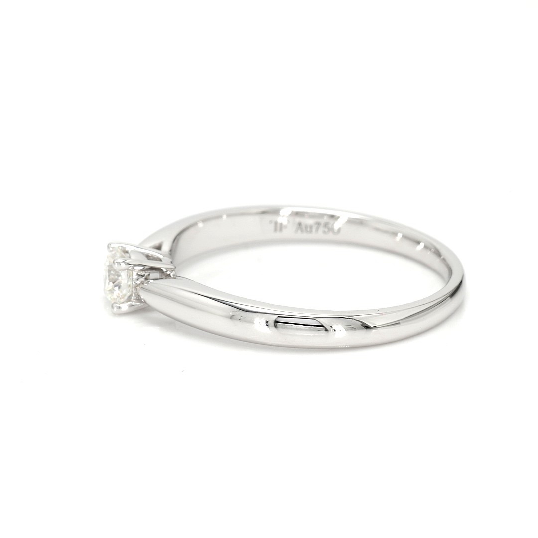 18K 0.21ct Round  Shaped Diane Ring White Frame 13