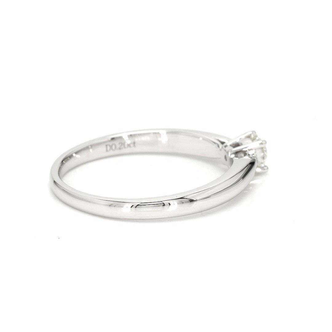 18K 0.21ct Round  Shaped Diane Ring White Frame 18