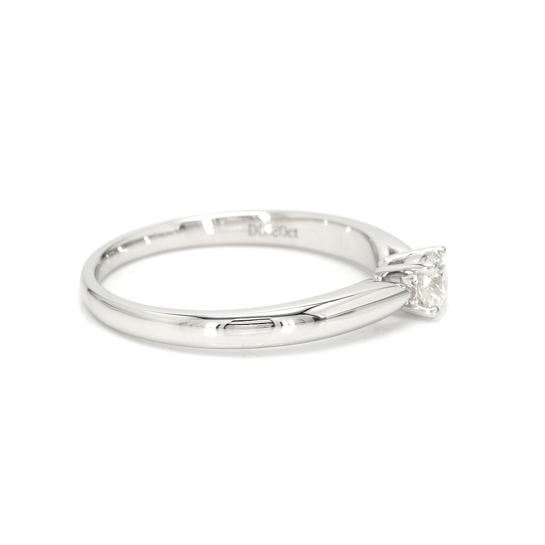 18K 0.21ct Round  Shaped Diane Ring White Frame 19