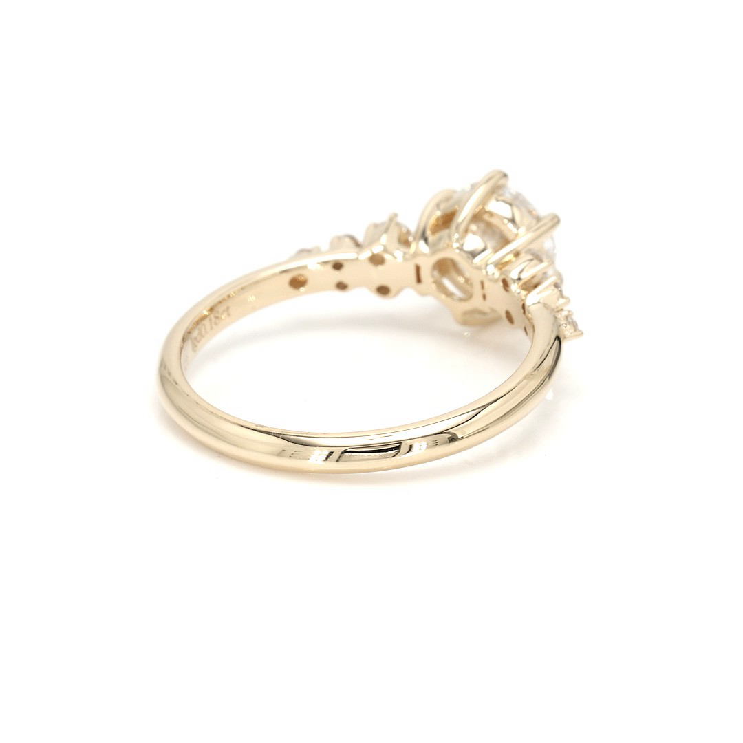 18K 1.06ct Round  Shaped Sophie Ring Yellow Frame 17