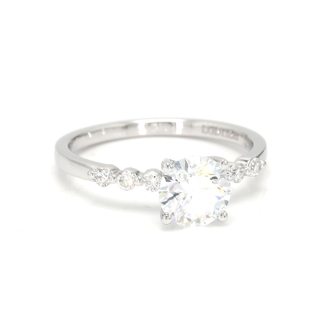 18K 1.05ct E VS1  Round  Shaped Maya White Frame 21