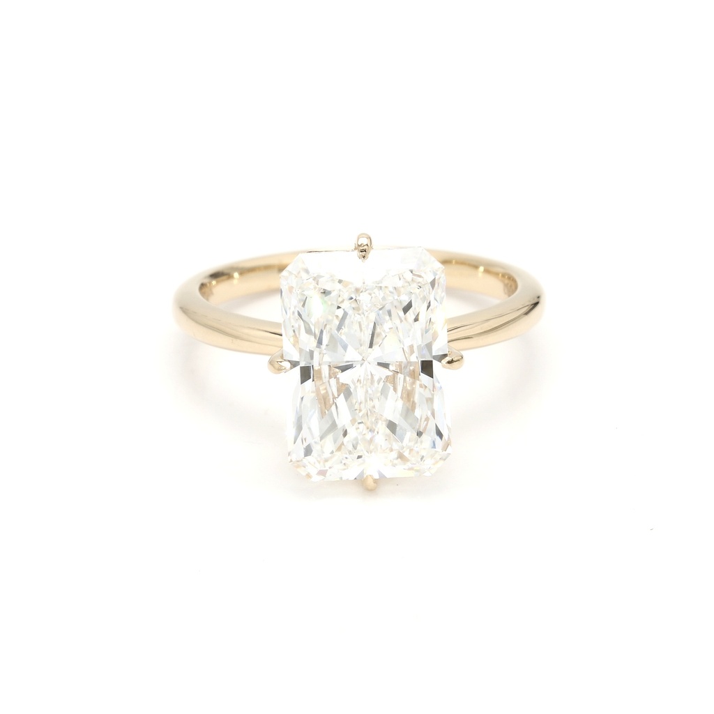 18K 5.27ct Radiant Shaped Rachelle Ring