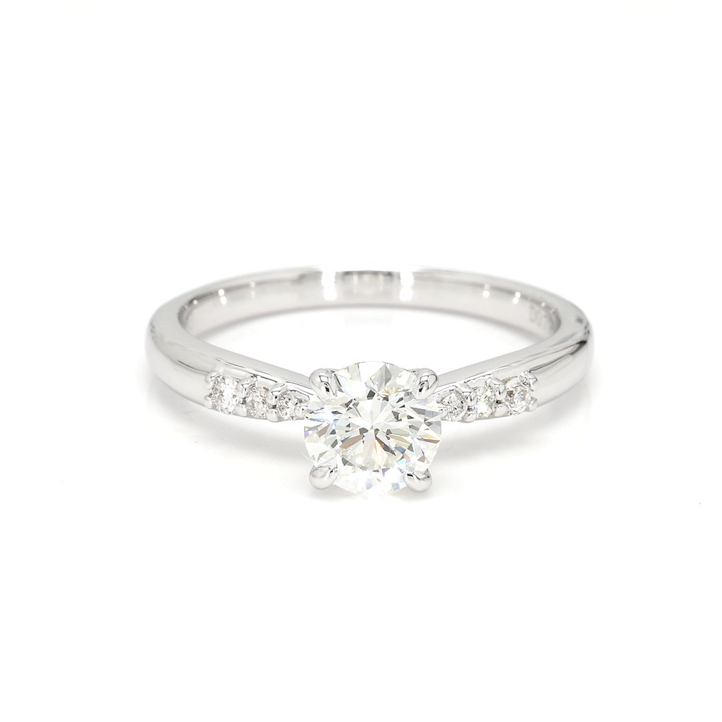 18K 0.79ct Round Shaped Olivia Ring