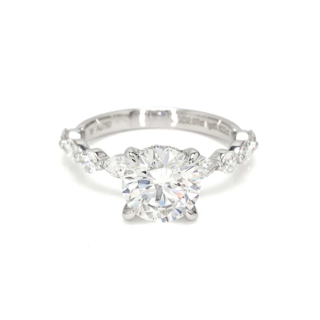 18K 2.07 ct E VVS2 P135,442