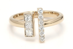 Open Bar Diamond Ring